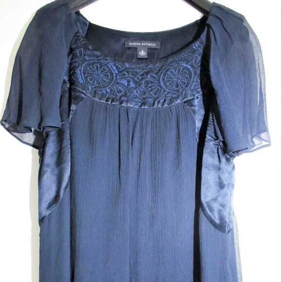 BANANA REPUBLIC NAVY BLUE SILK BLOUSE - Picture 1 of 10